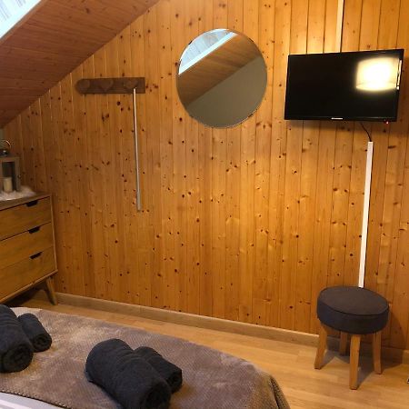 Charmant Appartement 2-4 Personnes Entre Annecy Et Aravis โธนส์ ภายนอก รูปภาพ