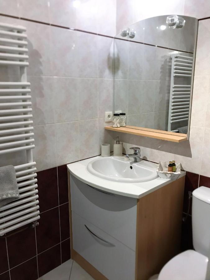 Charmant Appartement 2-4 Personnes Entre Annecy Et Aravis โธนส์ ภายนอก รูปภาพ